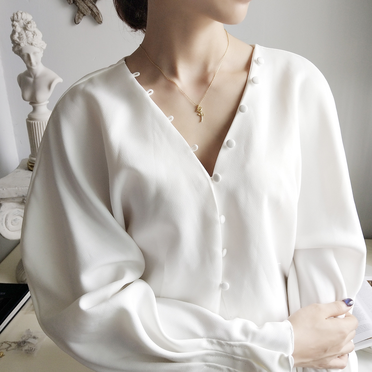 Rose Gold Delicate Flower Necklace - Image 3